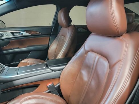 Used 2019 Lincoln MKZ Reserve image 12