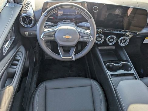 New 2026 Chevrolet Blazer EV LT w/ Super Cruise Package AWD/4WD image 7