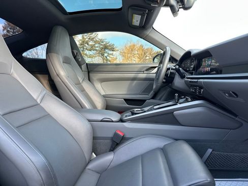 Used 2021 Porsche 911 Carrera S image 24