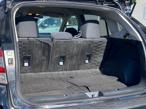 Used 2021 Subaru Crosstrek 2.0i Premium image 19