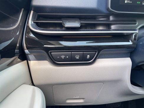 New 2026 Kia Carnival SX Prestige image 28