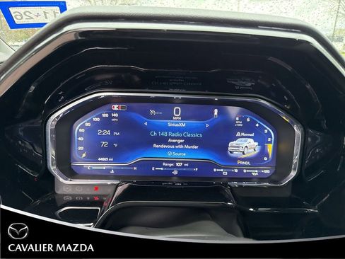 Used 2025 Chevrolet Silverado 1500 LT image 11