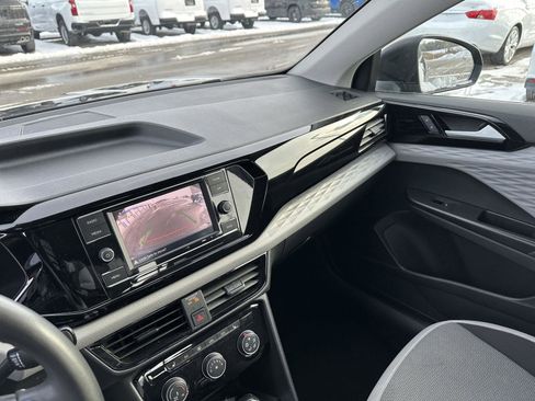 Used 2024 Volkswagen Taos S image 32