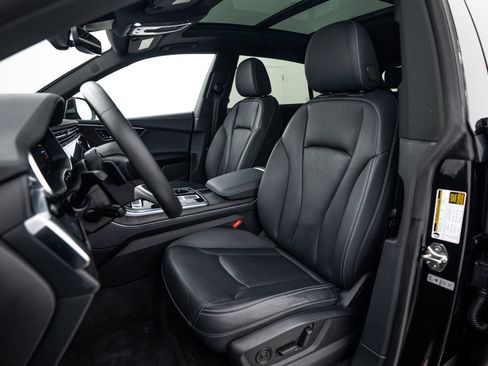 Certified 2022 Audi Q8 Premium Plus AWD/4WD image 16