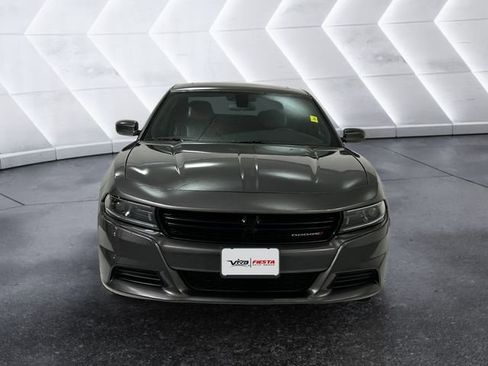 Used 2022 Dodge Charger SXT w/ Leather Interior Group image 2
