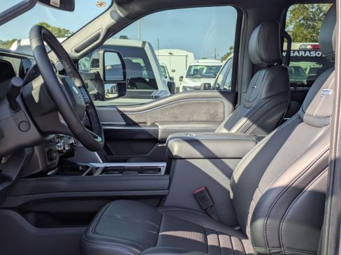 New 2026 Ford F250 Platinum w/ FX4 Off-Road Package image 17