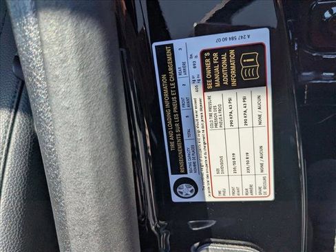 Used 2025 Mercedes-Benz GLA 250 image 14