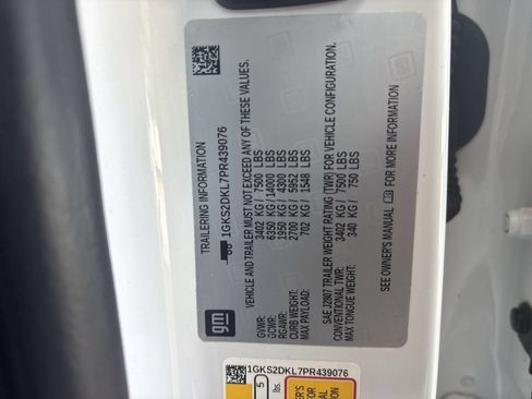 Certified 2023 GMC Yukon Denali AWD/4WD image 35