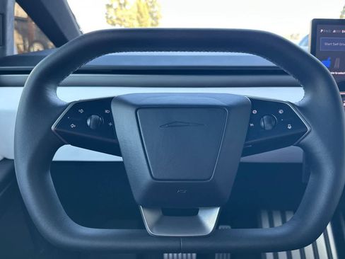 Used 2024 Tesla Cybertruck AWD Crew Cab image 27