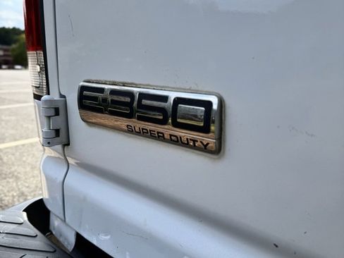 Used 2008 Ford E-350 and Econoline 350 Extended Super Duty image 8