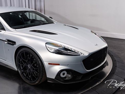 Used 2019 Aston Martin Rapide AMR image 2