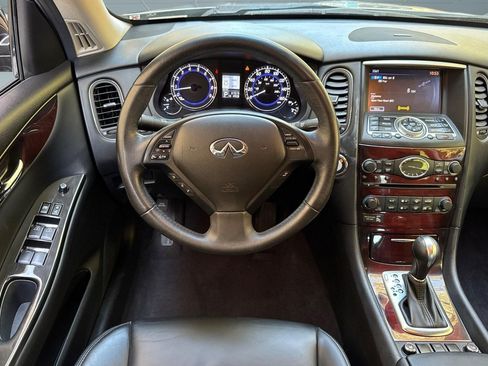 Used 2014 INFINITI QX50 Journey w/ Premium Package RWD image 32