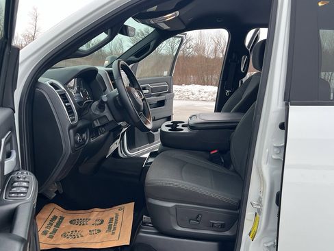 Used 2024 RAM 2500 Big Horn w/ Night Edition image 16