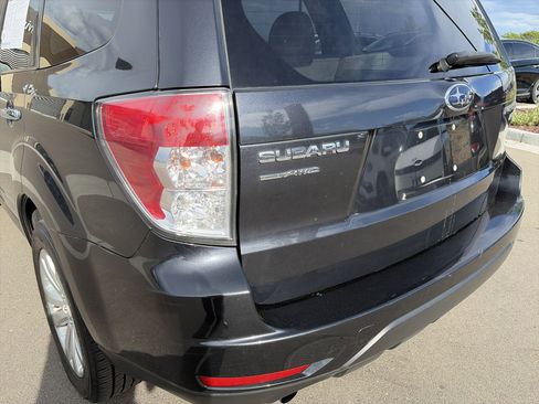 Used 2011 Subaru Forester 2.5X Premium AWD/4WD image 33