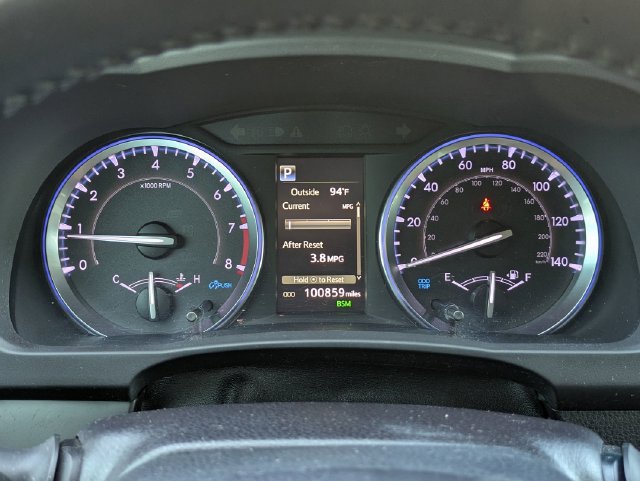 Used 2019 Toyota Highlander Limited AWD/4WD image 18