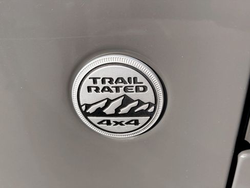 Used 2020 Jeep Wrangler Sport image 23