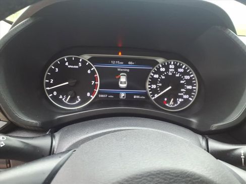 Used 2022 Nissan Sentra SV image 16