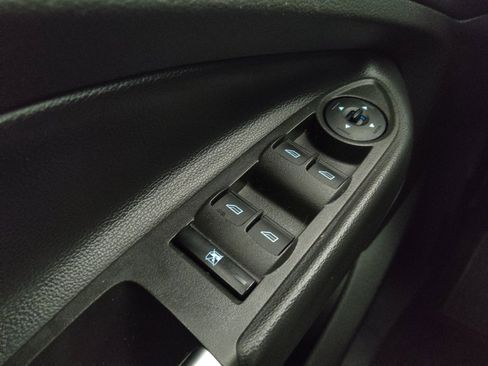 Used 2018 Ford Escape SE FWD image 27