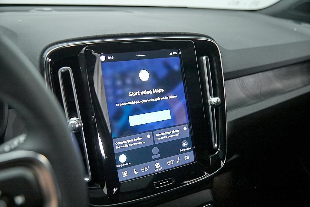 Certified 2023 Volvo XC40 Recharge Plus AWD/4WD image 14