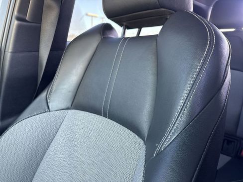 Used 2020 Toyota Corolla XSE FWD image 35