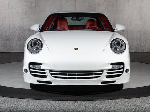 Used 2013 Porsche 911 Turbo AWD/4WD image 8