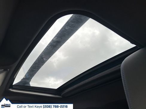 Used 2023 Toyota RAV4 SE w/ Convenience Package image 34