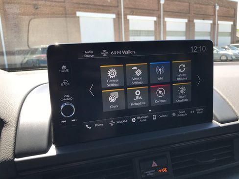 Used 2023 Honda Pilot TrailSport image 23