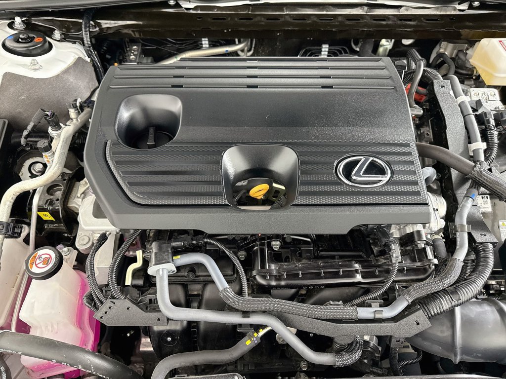 Certified 2025 Lexus ES 300h w/ Premium Package FWD image 31