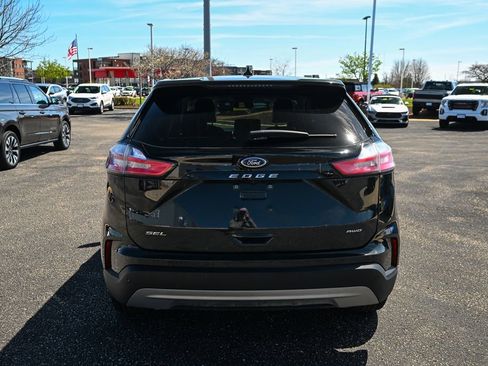 Used 2024 Ford Edge SEL w/ Convenience Package AWD/4WD image 6