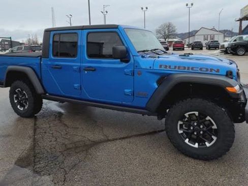 Used 2024 Jeep Gladiator Rubicon w/ Technology Group image 34