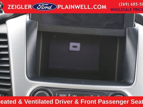 Used 2019 GMC Yukon XL SLT w/ Graphite Performance Edition image 23