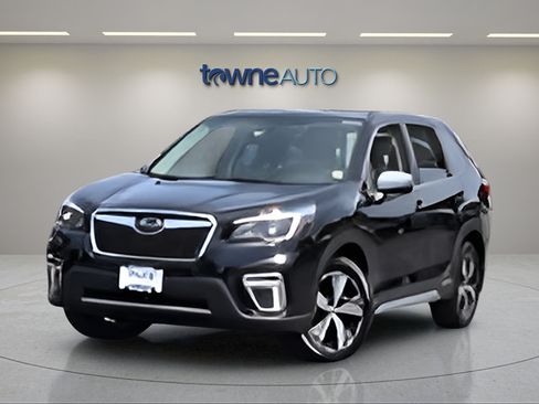 Used 2021 Subaru Forester Touring AWD/4WD image 3