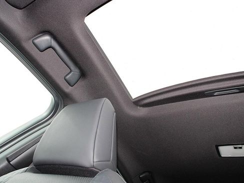 Used 2020 Lexus UX 250h w/ Premium Package image 24