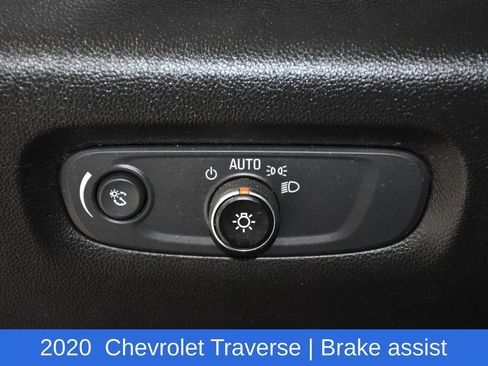 Used 2020 Chevrolet Traverse LS image 9