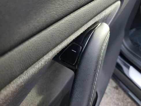 Used 2019 Tesla Model 3 Mid Range image 22