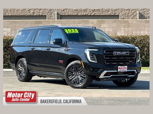 Certified 2025 GMC Yukon XL AT4 Ultimate AWD/4WD image 1