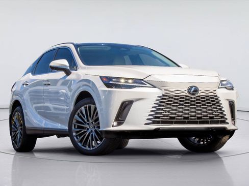 Used 2025 Lexus RX 350 FWD w/ Convenience Package image 3