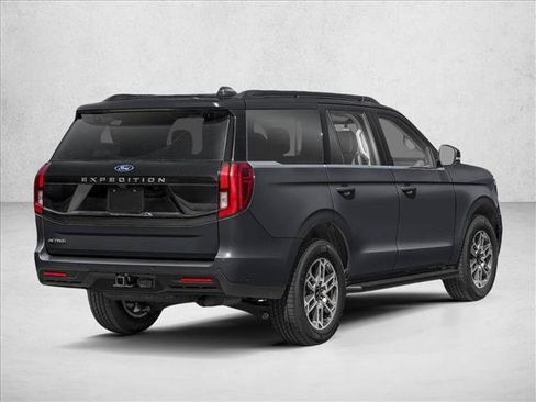 New 2026 Ford Expedition Active AWD/4WD image 2