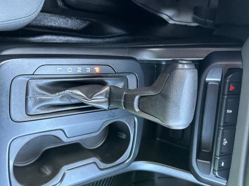 Used 2017 Chevrolet Colorado W/T image 16