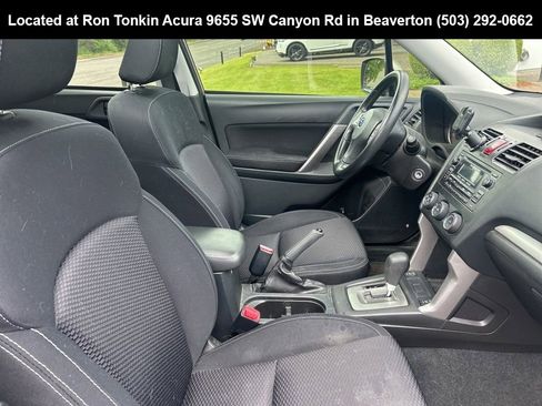 Used 2015 Subaru Forester 2.5i Premium AWD/4WD image 12