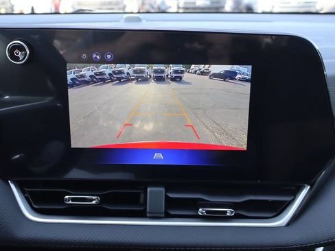 New 2027 Chevrolet Equinox LT FWD image 13