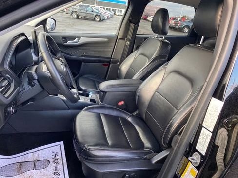 Used 2023 Ford Escape Platinum image 14