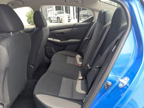 Used 2025 Nissan Sentra SV FWD image 13
