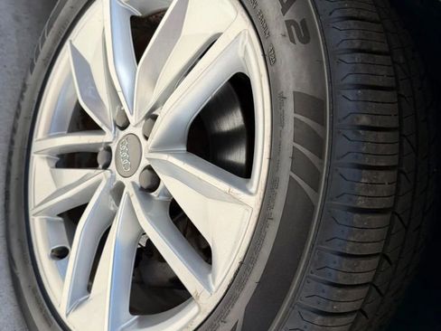 Used 2018 Audi Q3 2.0T Premium w/ Convenience Package AWD/4WD image 8