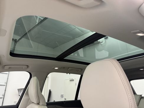 Certified 2023 Volvo XC90 B6 Ultimate w/ Protection Package Premier AWD/4WD image 14