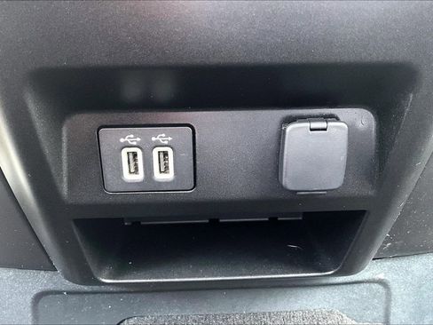Used 2019 Ford F150 XLT w/ Equipment Group 301A Mid AWD/4WD image 31
