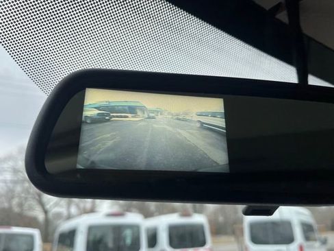 Used 2021 Chevrolet Express 2500 image 19