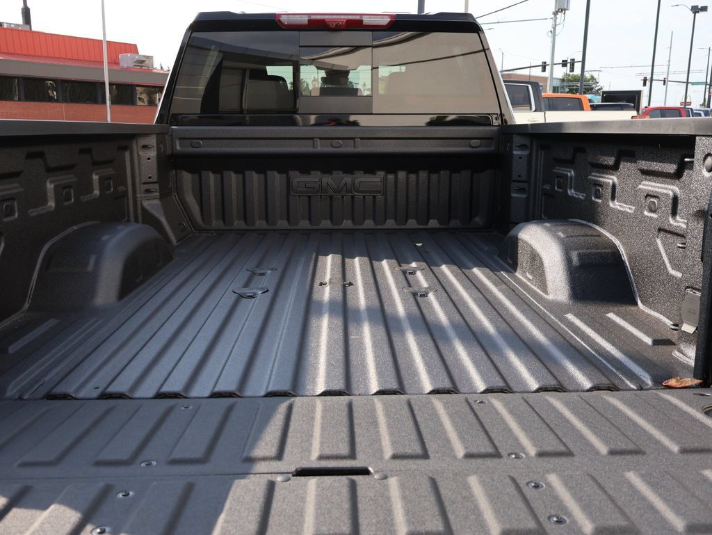 New 2026 GMC Sierra 2500 Denali w/ Denali Reserve Package AWD/4WD image 18