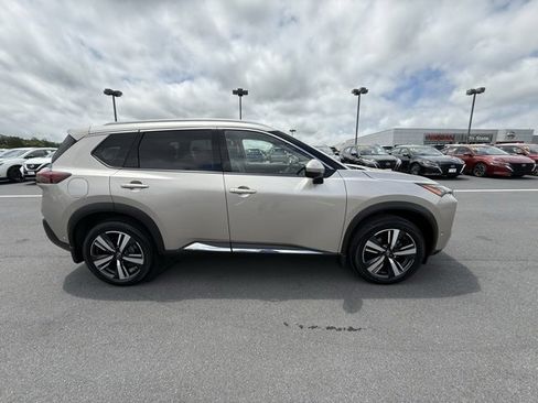 Certified 2022 Nissan Rogue SL w/ SL Premium Package image 4
