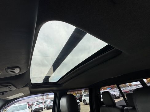 Used 2014 Ford F250 Platinum image 21